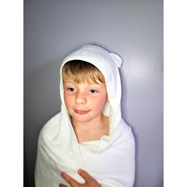 Akarana Bamboo Hooded Bath Towel - White Online now